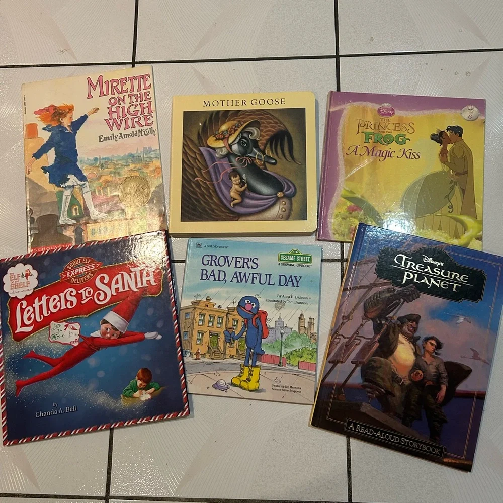 Book Clean Out - Picture 2 of 10